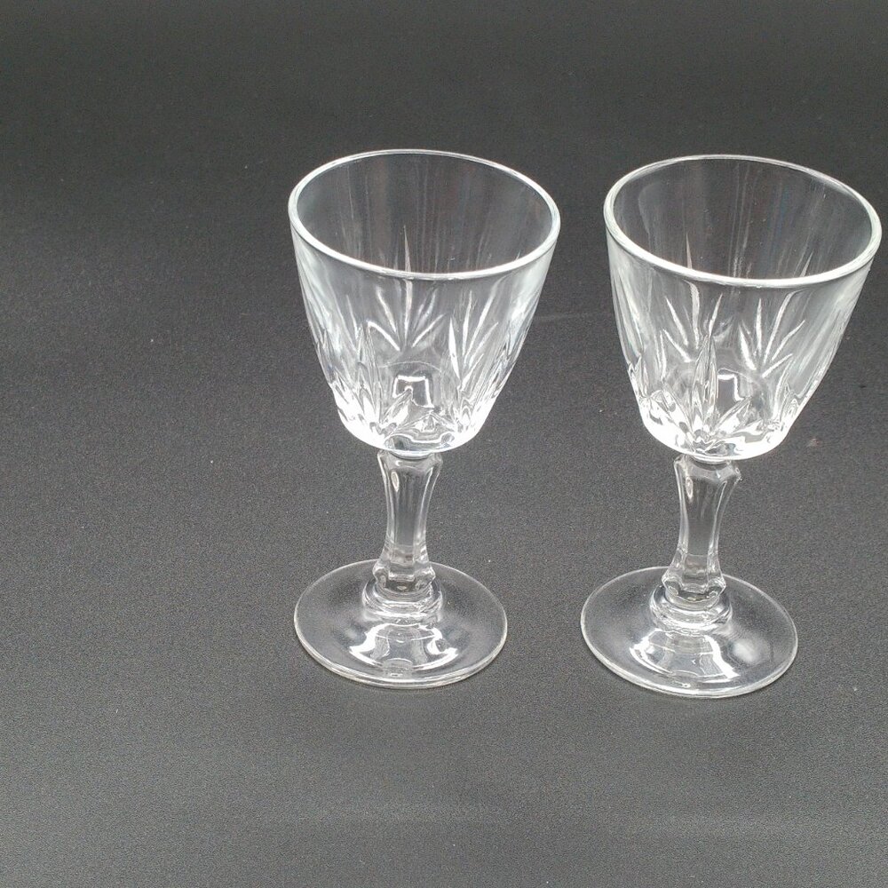 Luminarc Verrerie D’Arques France Crystal Liqueur Cordial Glasses Set of 2 EUC